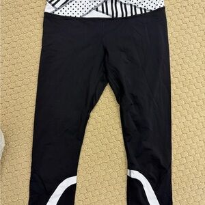 lululemon athletica Black and White Crop Leggings LOT of 3